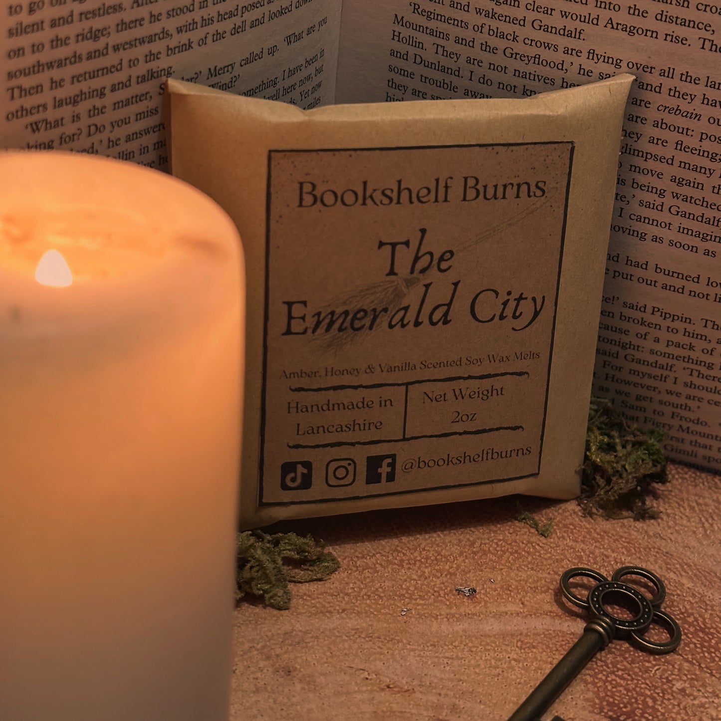 The Emerald City - Honey & Vanilla Scented Soy Wax Candle