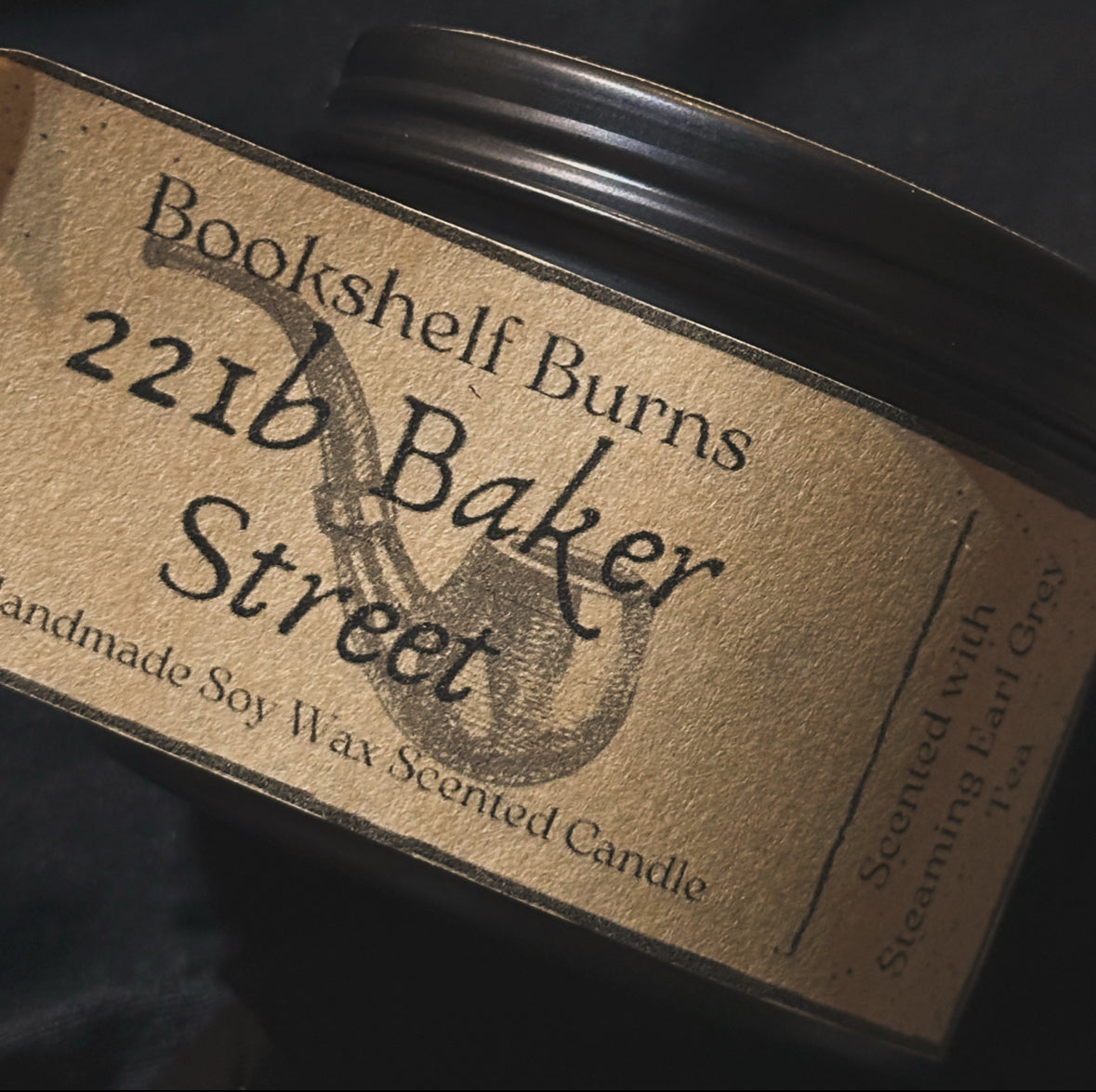 221B Baker Street - Dark Honey & Tabacco Scented Soy Wax Candle