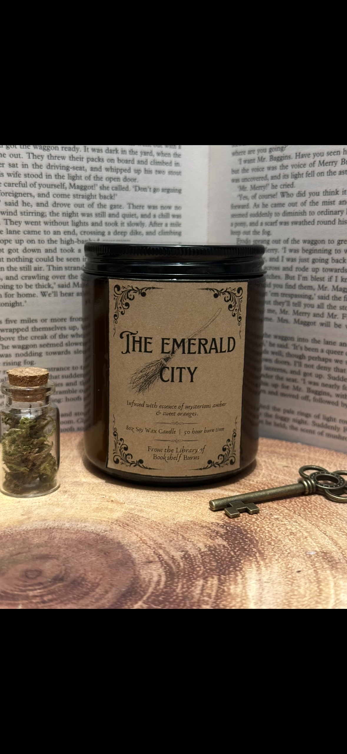 The Emerald City - Honey & Vanilla Scented Soy Wax Candle