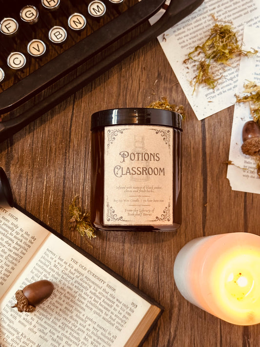Potions Classroom - Black Amber & Clove Scented Soy Wax Candle