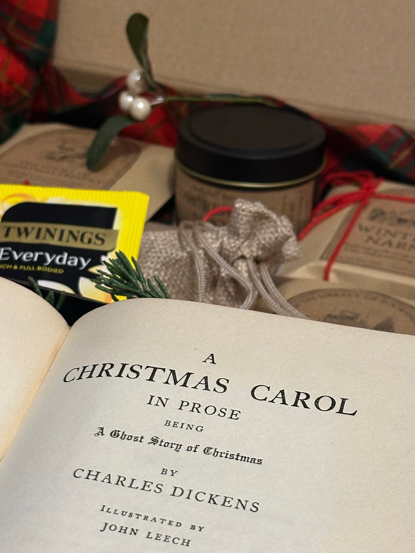 The Christmas Chronicles Box